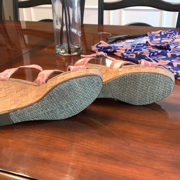Toms Women Size 6.5 Wedges Sandals Pink Boho cork - Picture 4 of 7